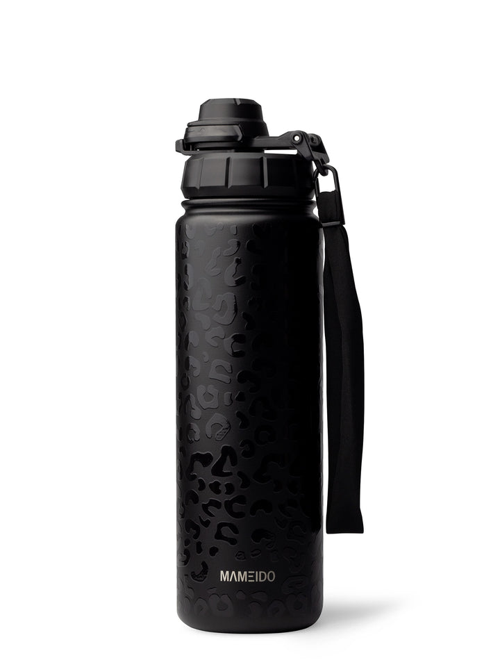 MAMEIDO Thermosflasche mit Strohhalm 700ml #farbe_femme-fatale
