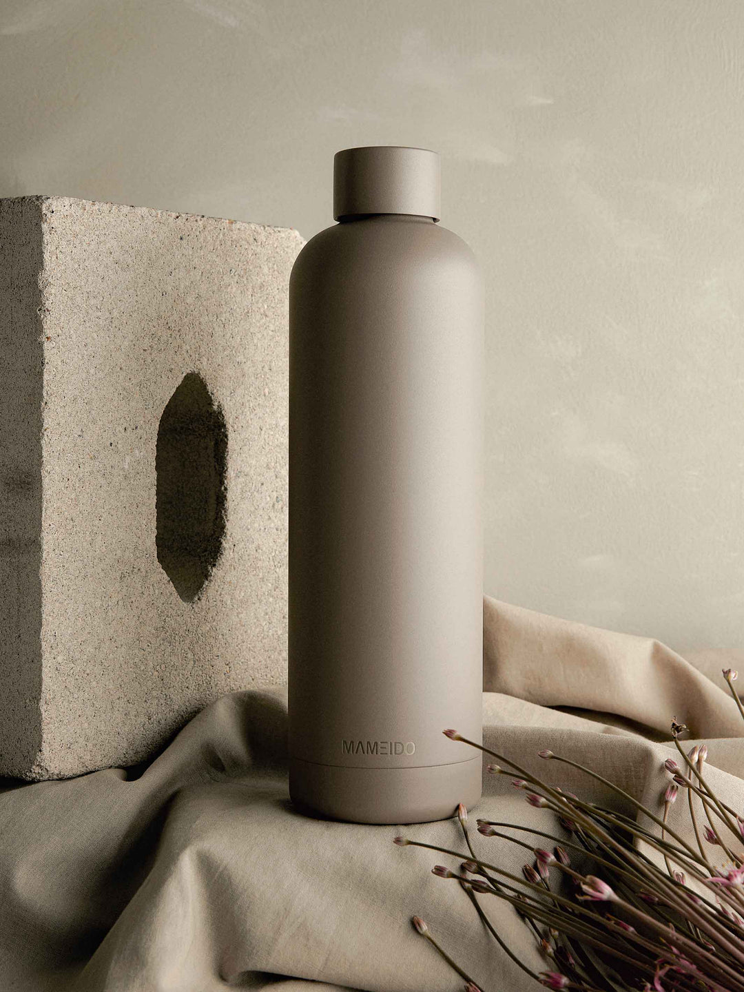MAMEIDO Thermosflasche Taupe Grey #farbe_taupe-grey