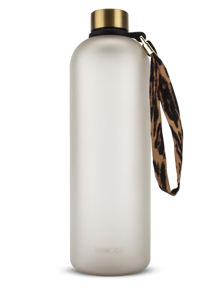 MAMEIDO Trinkflasche 1,5l mit Zeitmarkierung Ivory Beige Gold #farbe_ivory-beige-gold