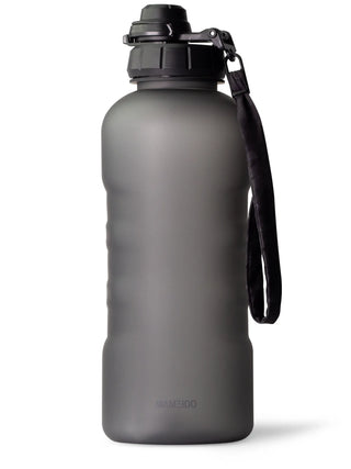 TRINKFLASCHE MIT STROHHALM