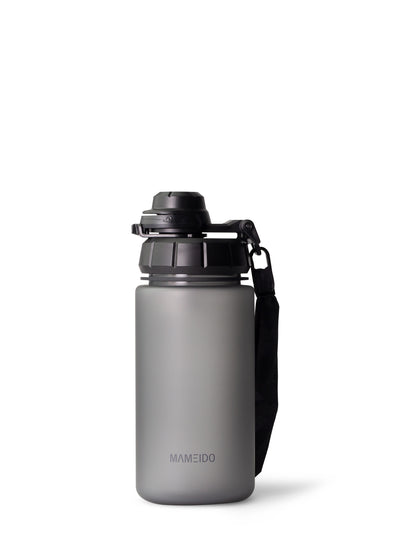 TRINKFLASCHE MIT STROHHALM in Carbon Grey
